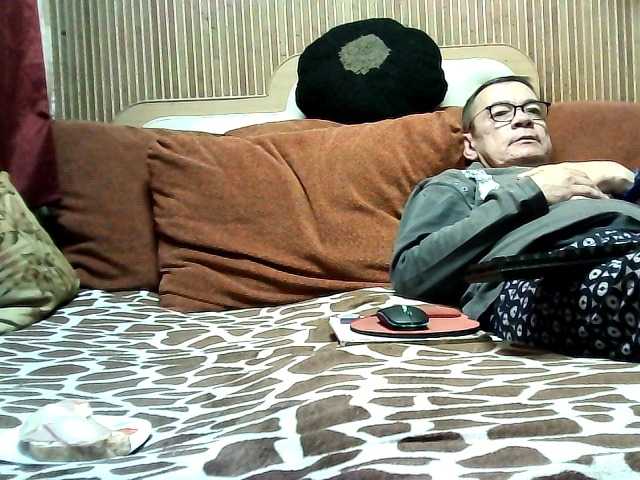 coupleofcoolx live cam on BongaCams