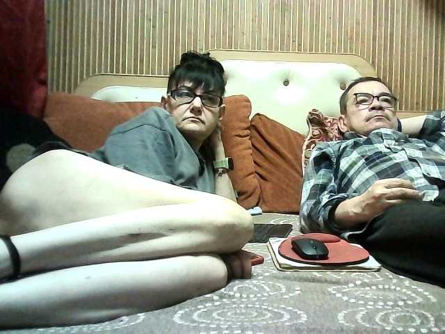 coupleofcoolx live cam on BongaCams