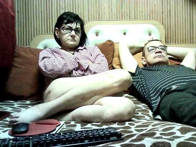 coupleofcoolx live cam on BongaCams