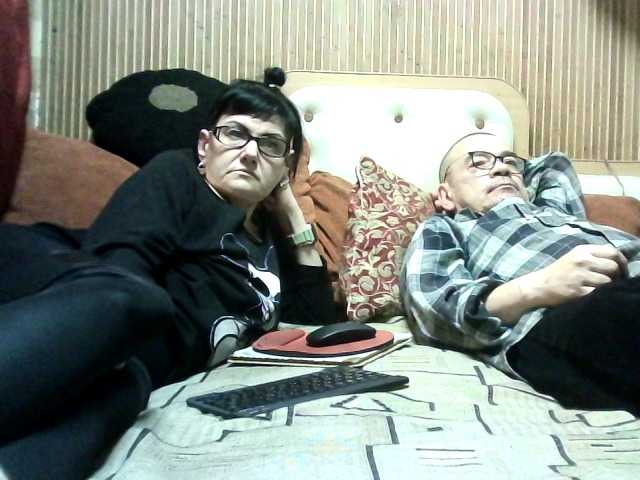 coupleofcoolx live cam on BongaCams