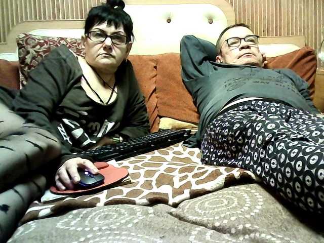 coupleofcoolx live cam on BongaCams