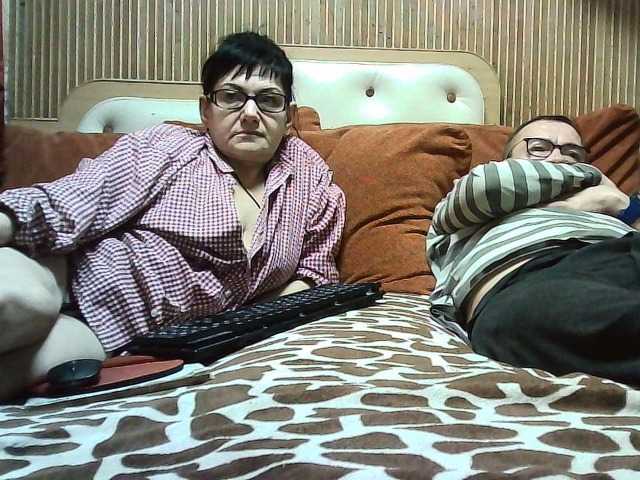 coupleofcoolx live cam on BongaCams