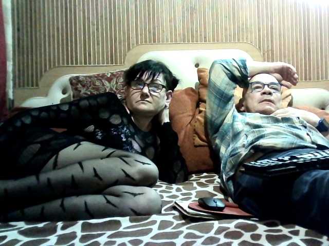 coupleofcoolx live cam on BongaCams