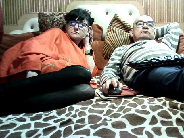 coupleofcoolx live cam on BongaCams