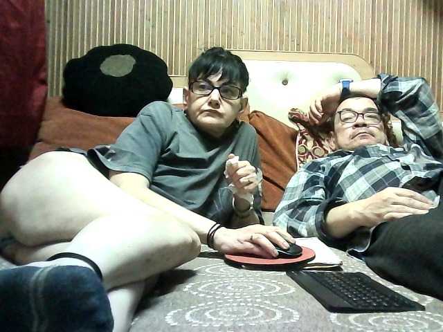 coupleofcoolx live cam on BongaCams