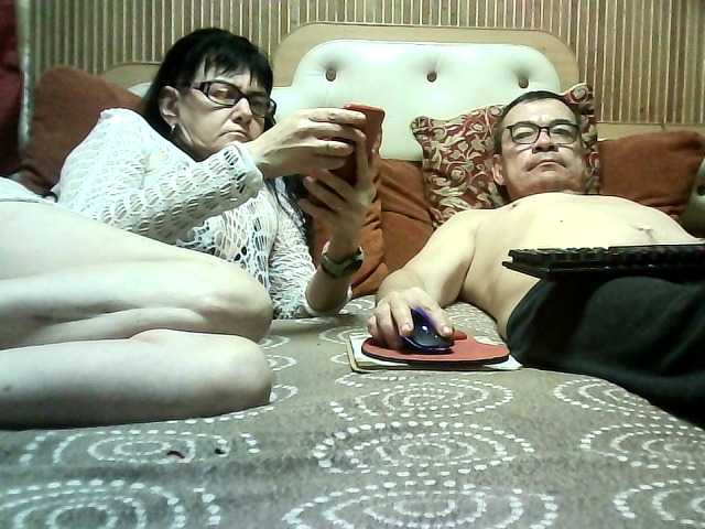 coupleofcoolx live cam on BongaCams