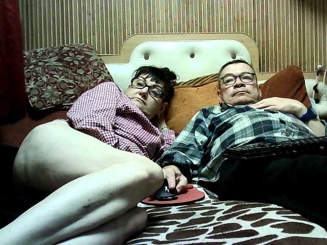 coupleofcoolx live cam on BongaCams
