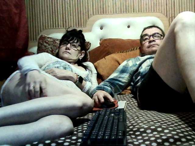 coupleofcoolx live cam on BongaCams