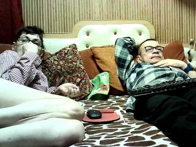 coupleofcoolx live cam on BongaCams