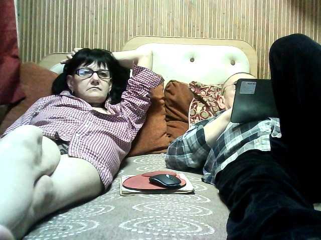coupleofcoolx live cam on BongaCams