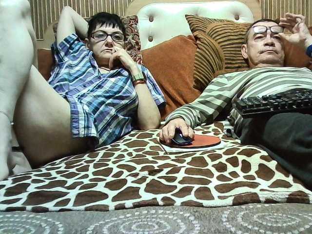coupleofcoolx live cam on BongaCams