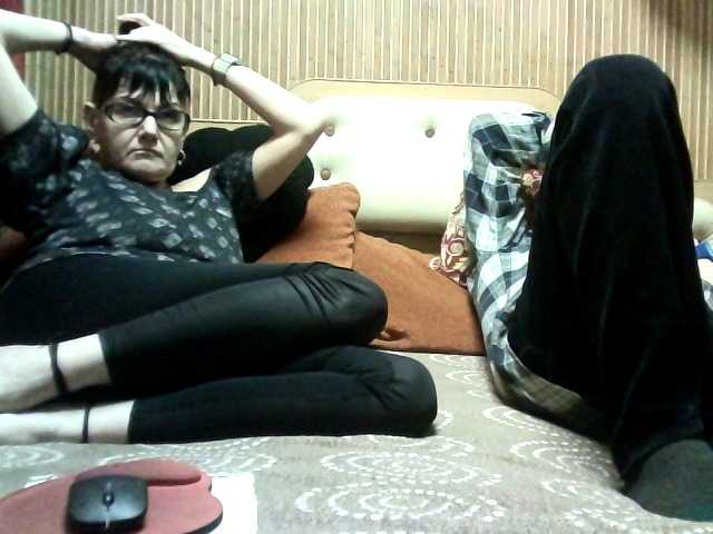 coupleofcoolx live cam on BongaCams