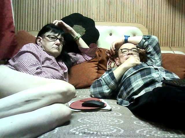 coupleofcoolx live cam on BongaCams