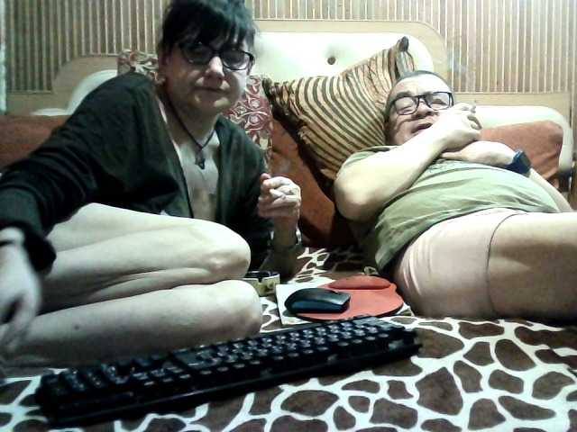 coupleofcoolx's BongaCams show and profile