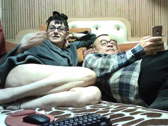 coupleofcoolx live cam on BongaCams