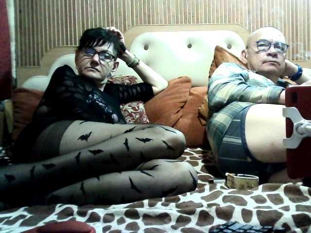 coupleofcoolx live cam on BongaCams
