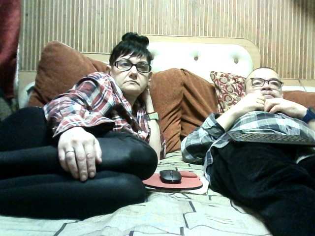 coupleofcoolx live cam on BongaCams