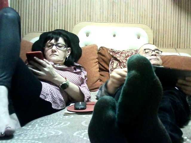 coupleofcoolx live cam on BongaCams