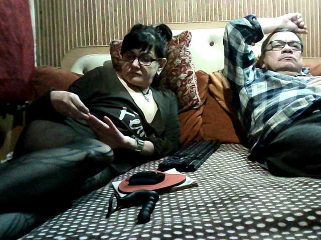 coupleofcoolx live cam on BongaCams