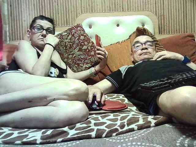 coupleofcoolx webcam