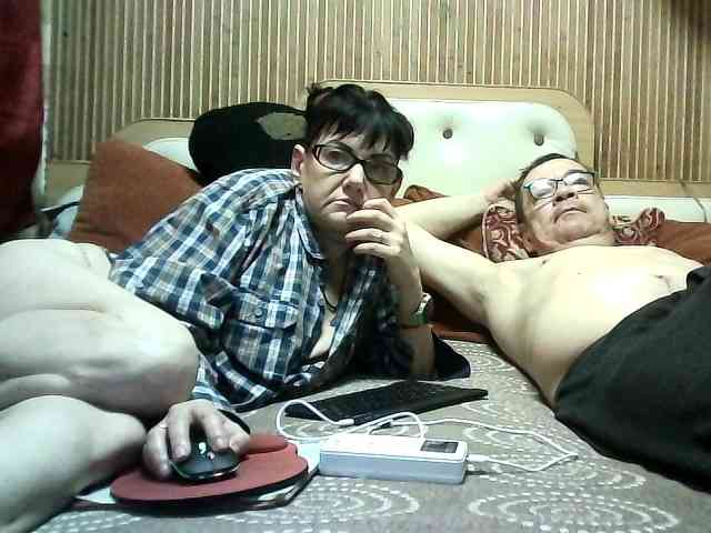 coupleofcoolx webcam