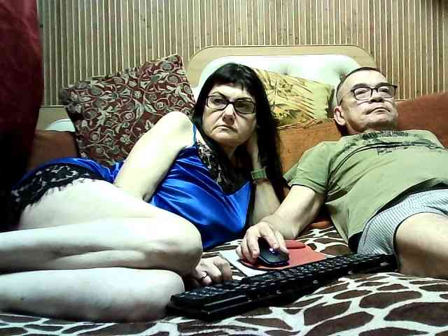 Model: coupleofcoolx