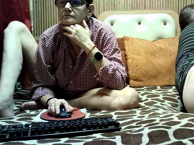 coupleofcoolx webcam