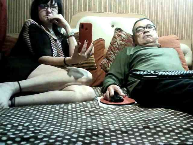 coupleofcoolx webcam