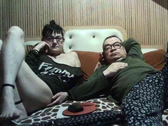 coupleofcoolx webcam