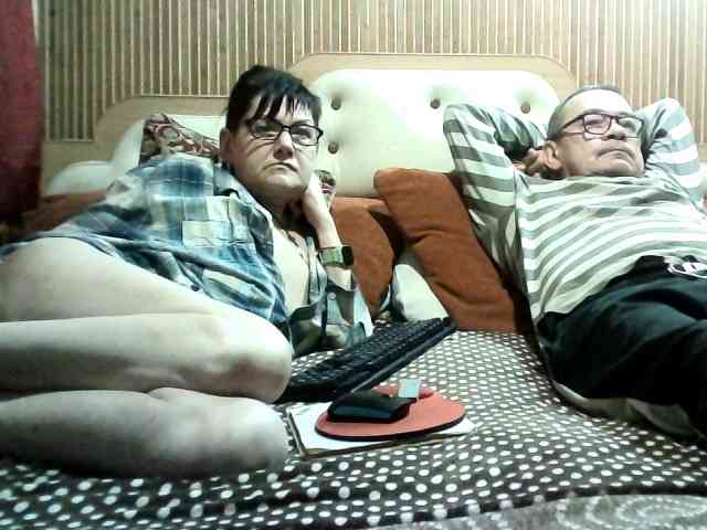 coupleofcoolx webcam