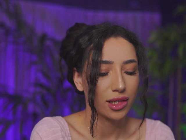 RamiraRowa's BongaCams show and profile