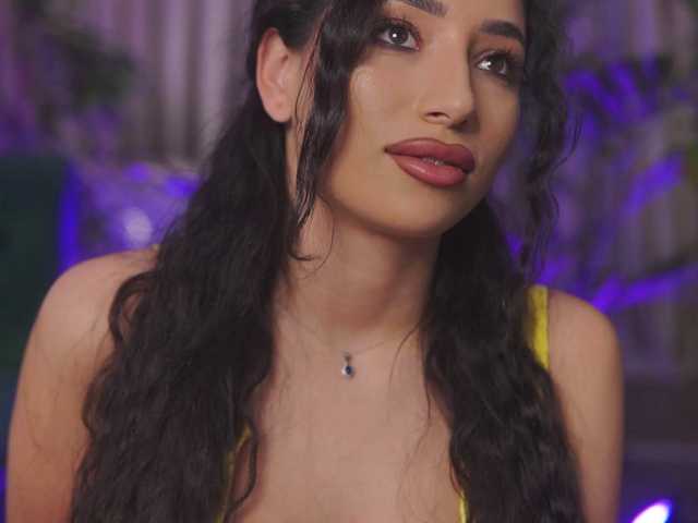 RamiraRowa's BongaCams show and profile