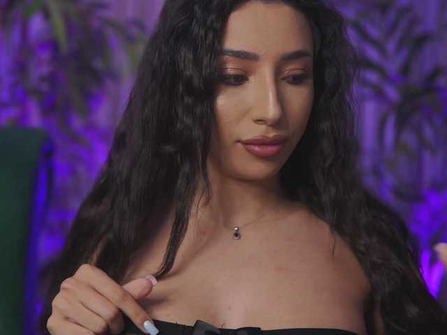 RamiraRowa's BongaCams show and profile