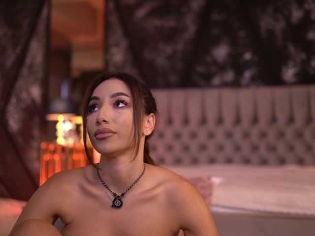 RamiraRowa live cam on BongaCams