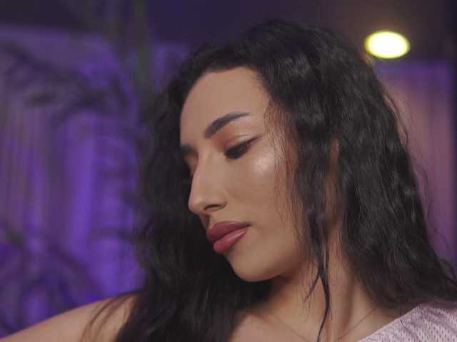 RamiraRowa's BongaCams show and profile