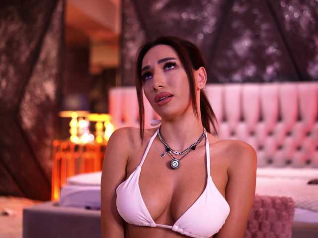 RamiraRowa live cam on BongaCams