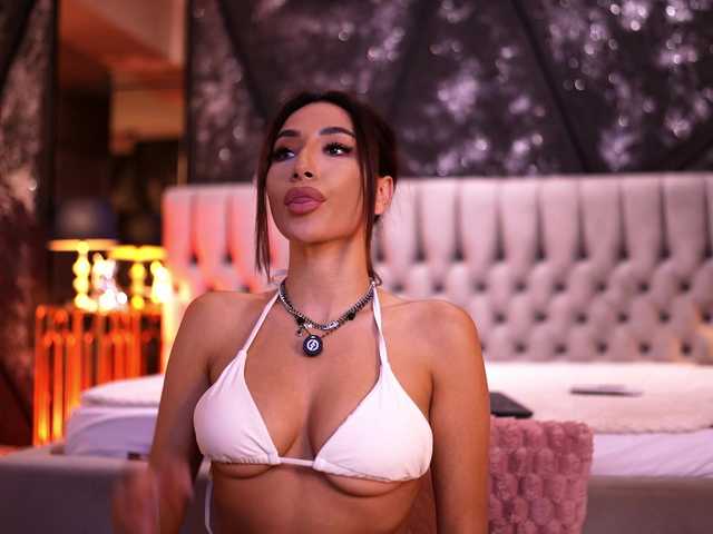 RamiraRowa live cam on BongaCams