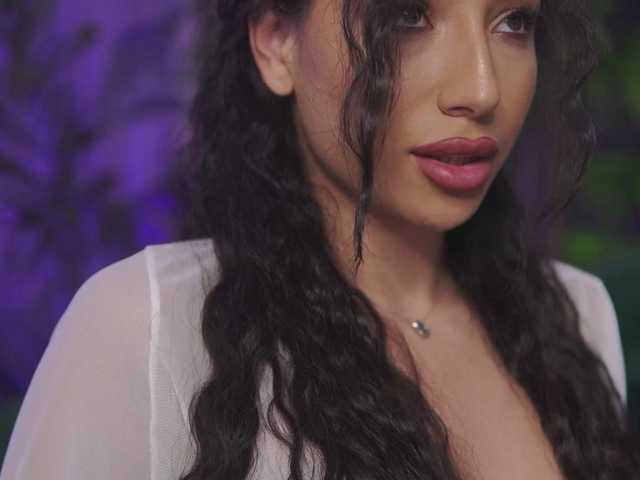 RamiraRowa's BongaCams show and profile