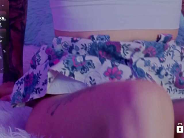Anuskatz live cam on BongaCams
