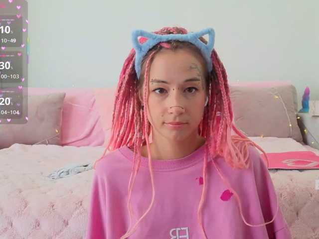 Ne_Sonya live cam preview
