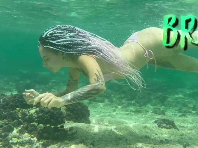 Anuskatz live cam on BongaCams