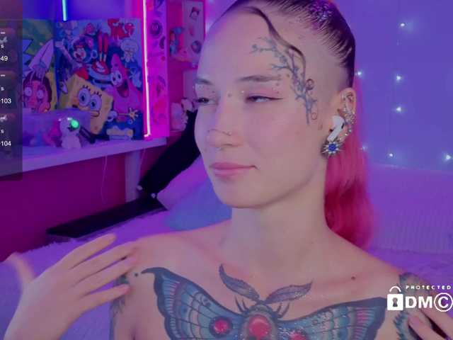 Anuskatz live webcam show