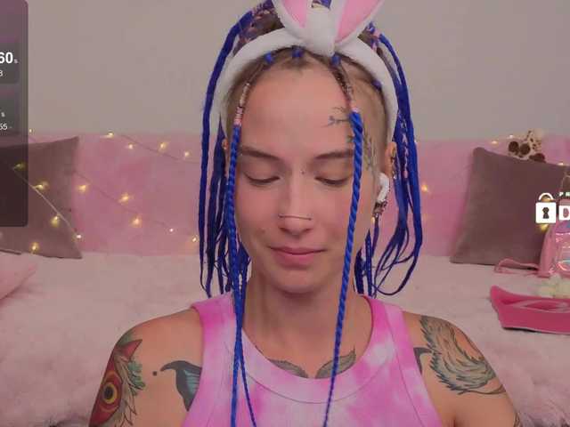 Anuskatz, 21 y/o - Live Cam on BongaCams