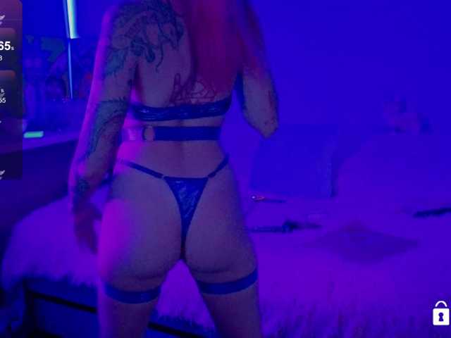 Anuskatz live cam on BongaCams