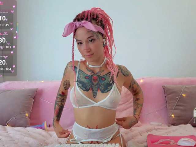 Anuskatz, en directo ahora en BongaCams