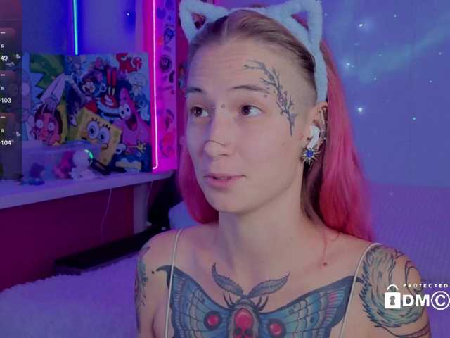 Anuskatz live webcam show