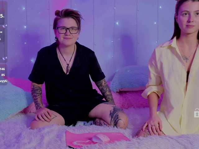 Anuskatz live cam on BongaCams