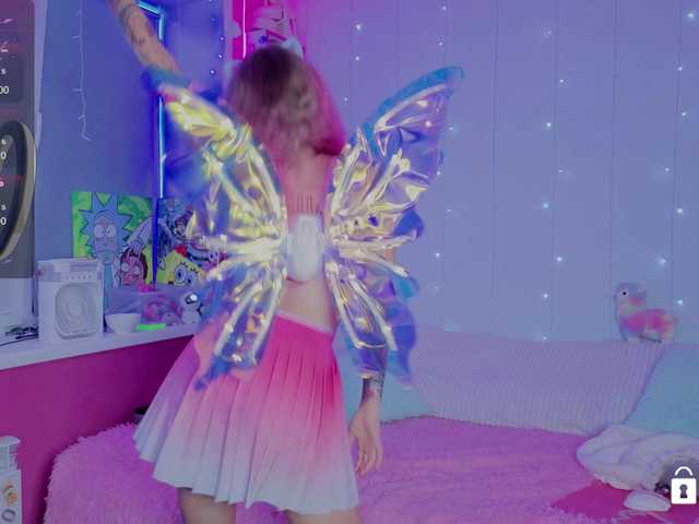 Anuskatz live cam on BongaCams