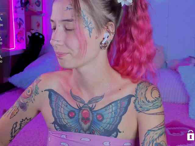 Ne_Sonia webcam