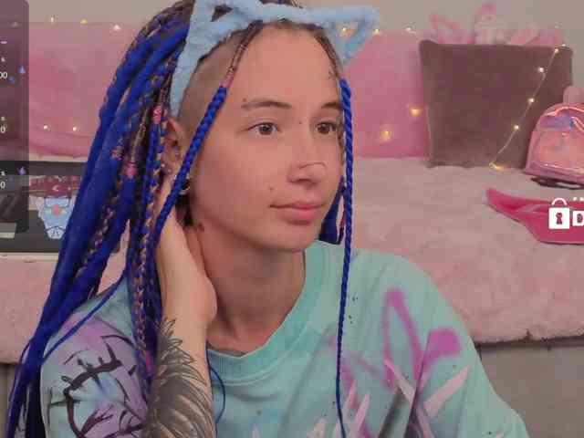 Ne_Sonia webcam